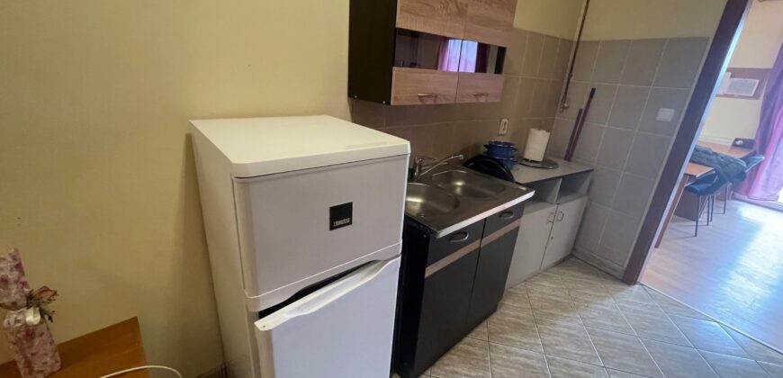 Igazi ritkaság Kisvárdán! Eladó liftes társasházi lakás – irodaként működött, de könynyedén lakássá alakítható! Igazi ritkaság Kisvárdán! Eladó liftes társasházi lakás – irodaként működött, de könynyedén lakássá alakítható!